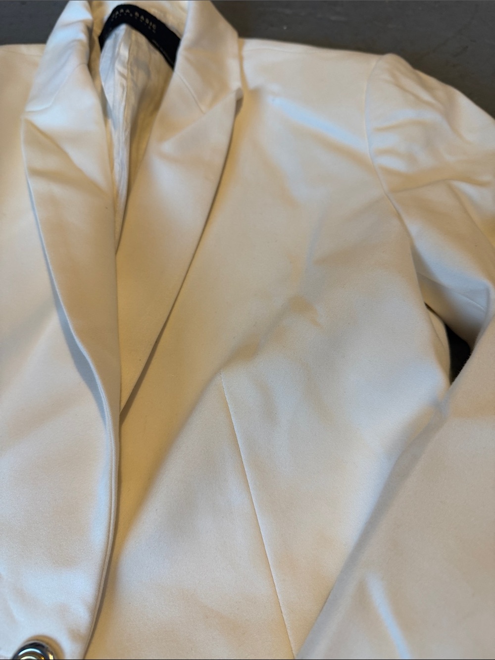 Zara White Single-Button Blazer with Gold Buttons - Picture 6 of 7